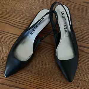 Anne Klein kitten heel